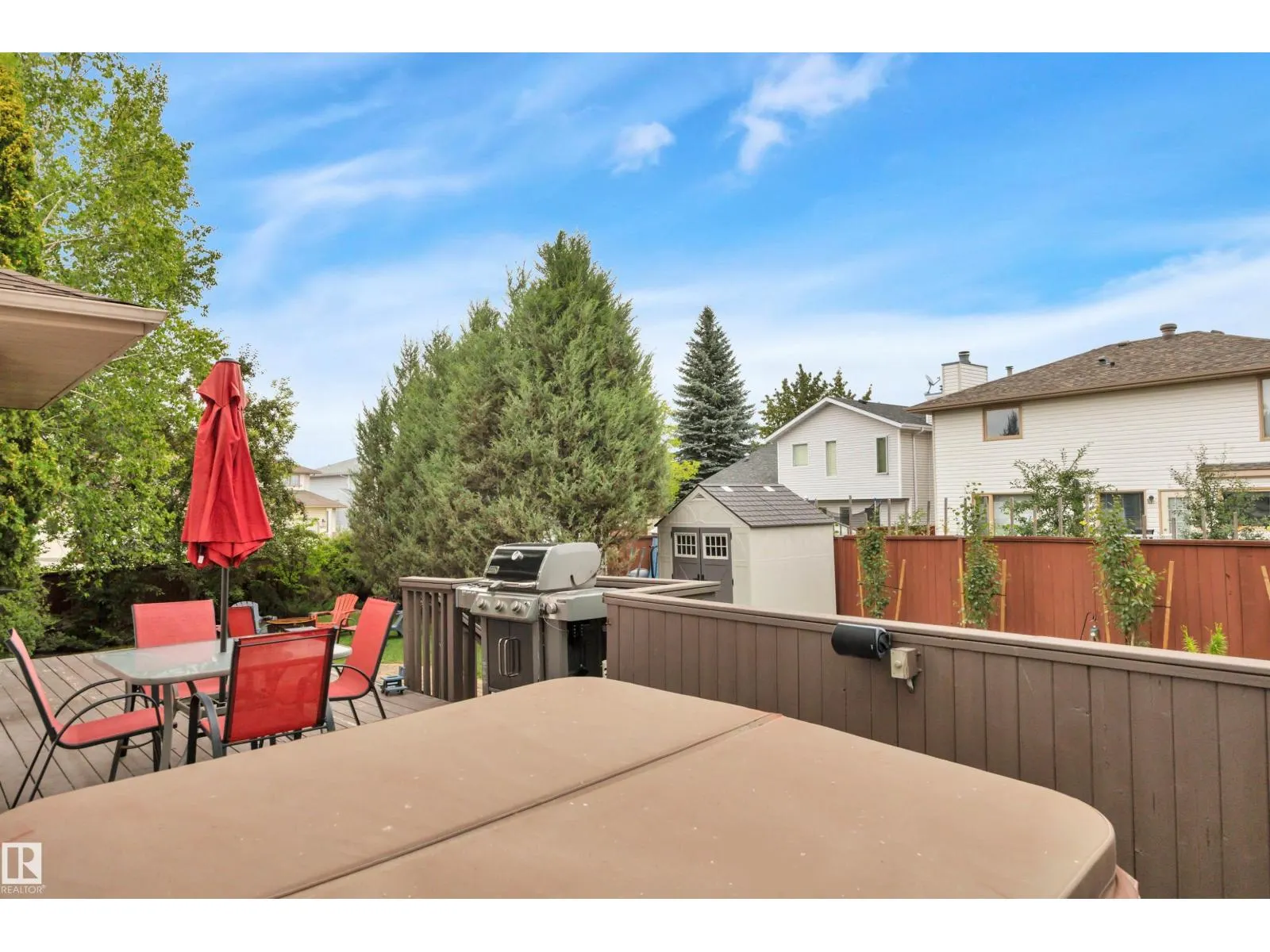 6415 159 AV NW