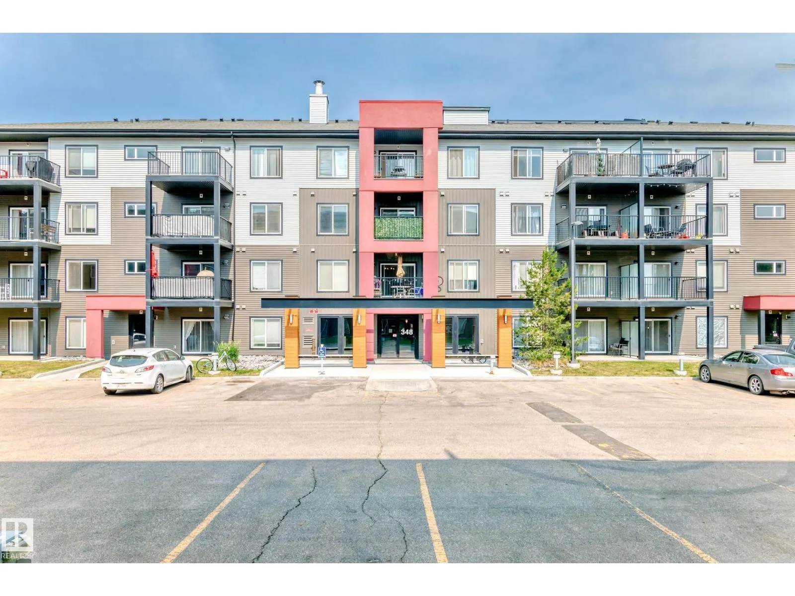 148-348 WINDERMERE RD NW