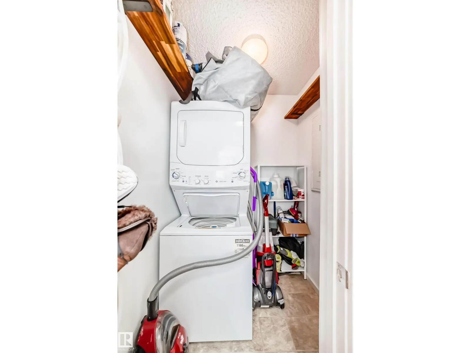 148-348 WINDERMERE RD NW