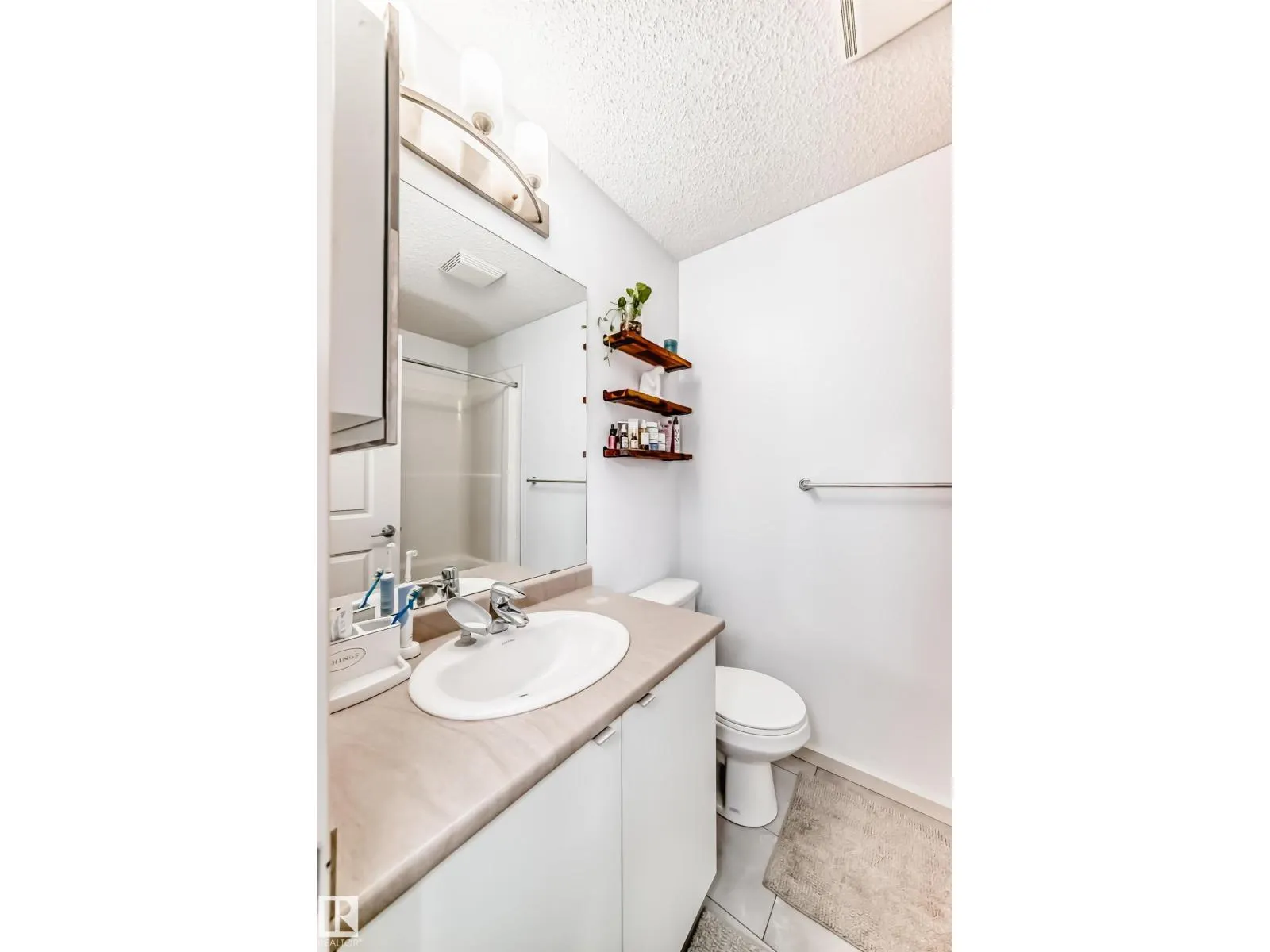 148-348 WINDERMERE RD NW