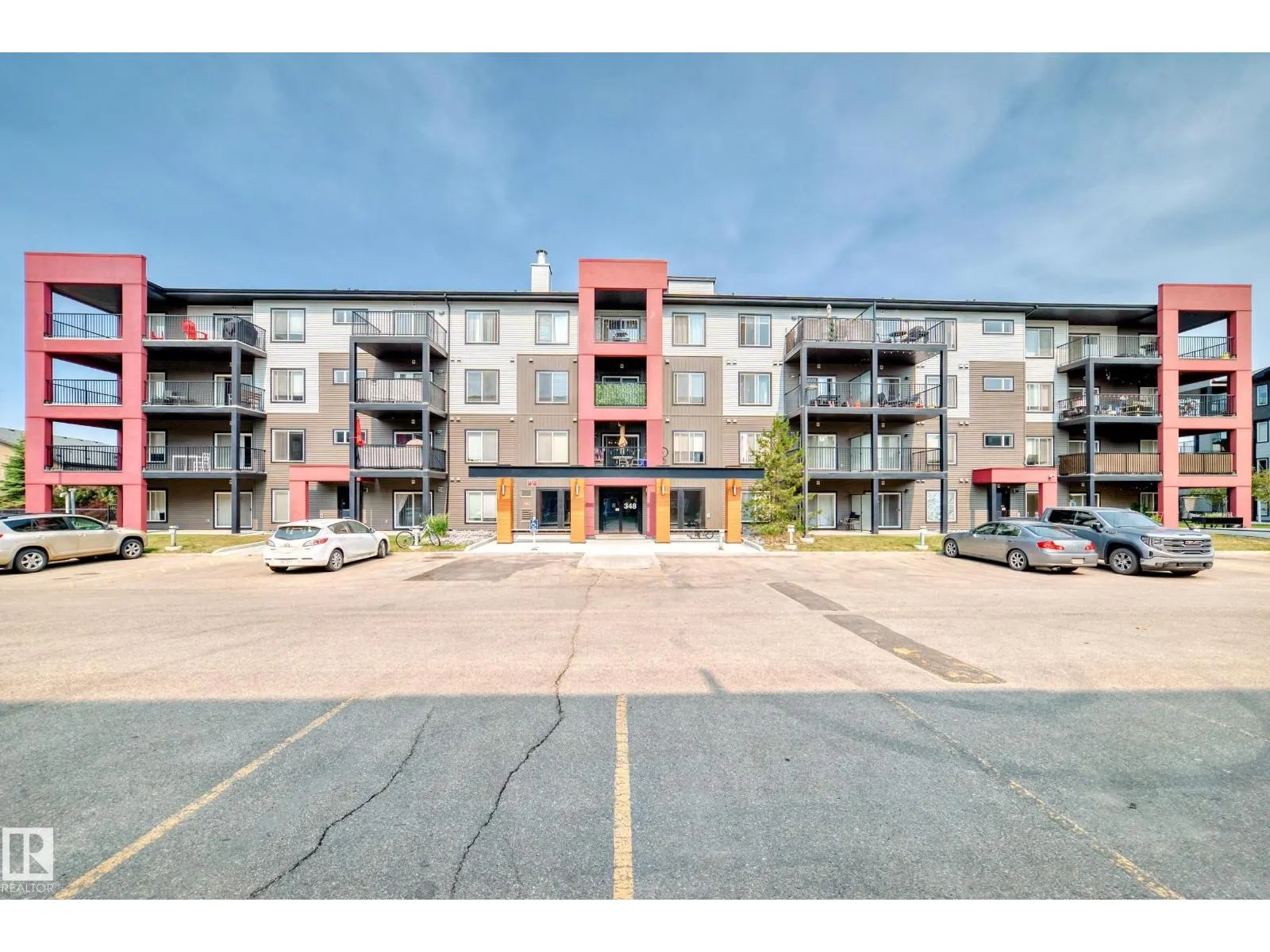 148-348 WINDERMERE RD NW