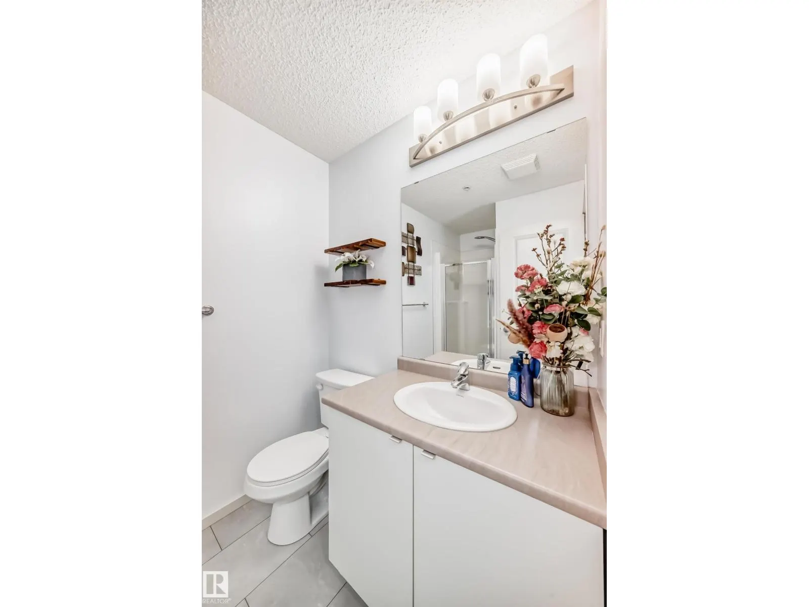 148-348 WINDERMERE RD NW