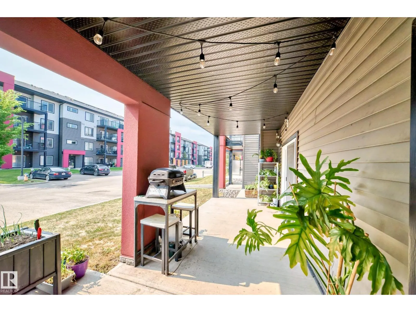 148-348 WINDERMERE RD NW