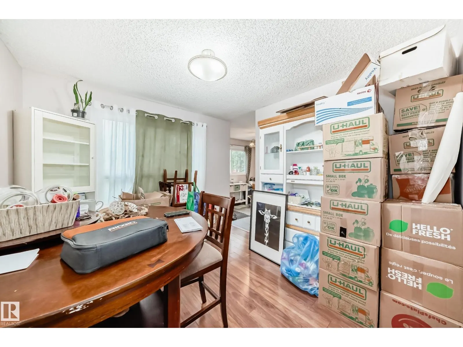 #24 1651 46 ST NW