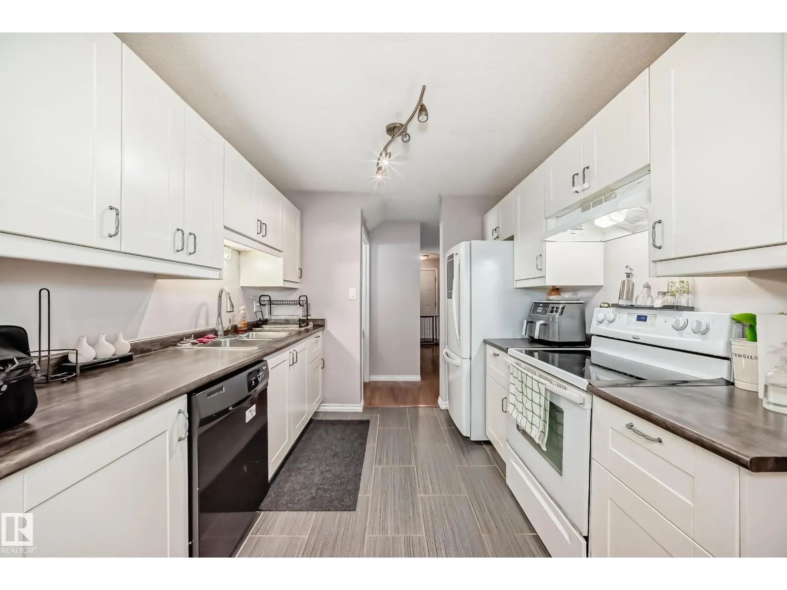 #24 1651 46 ST NW
