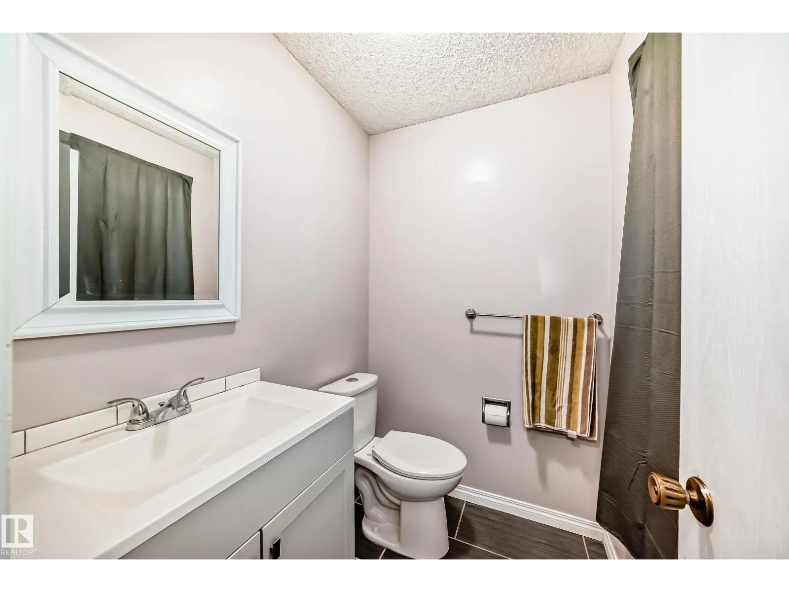 #24 1651 46 ST NW