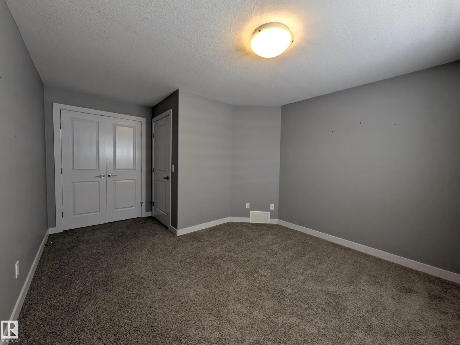 #34 3090 CAMERON HEIGHTS WY NW