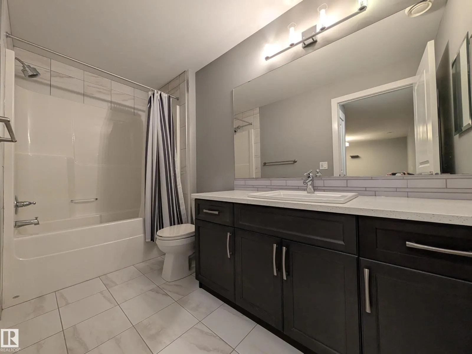 #34 3090 CAMERON HEIGHTS WY NW