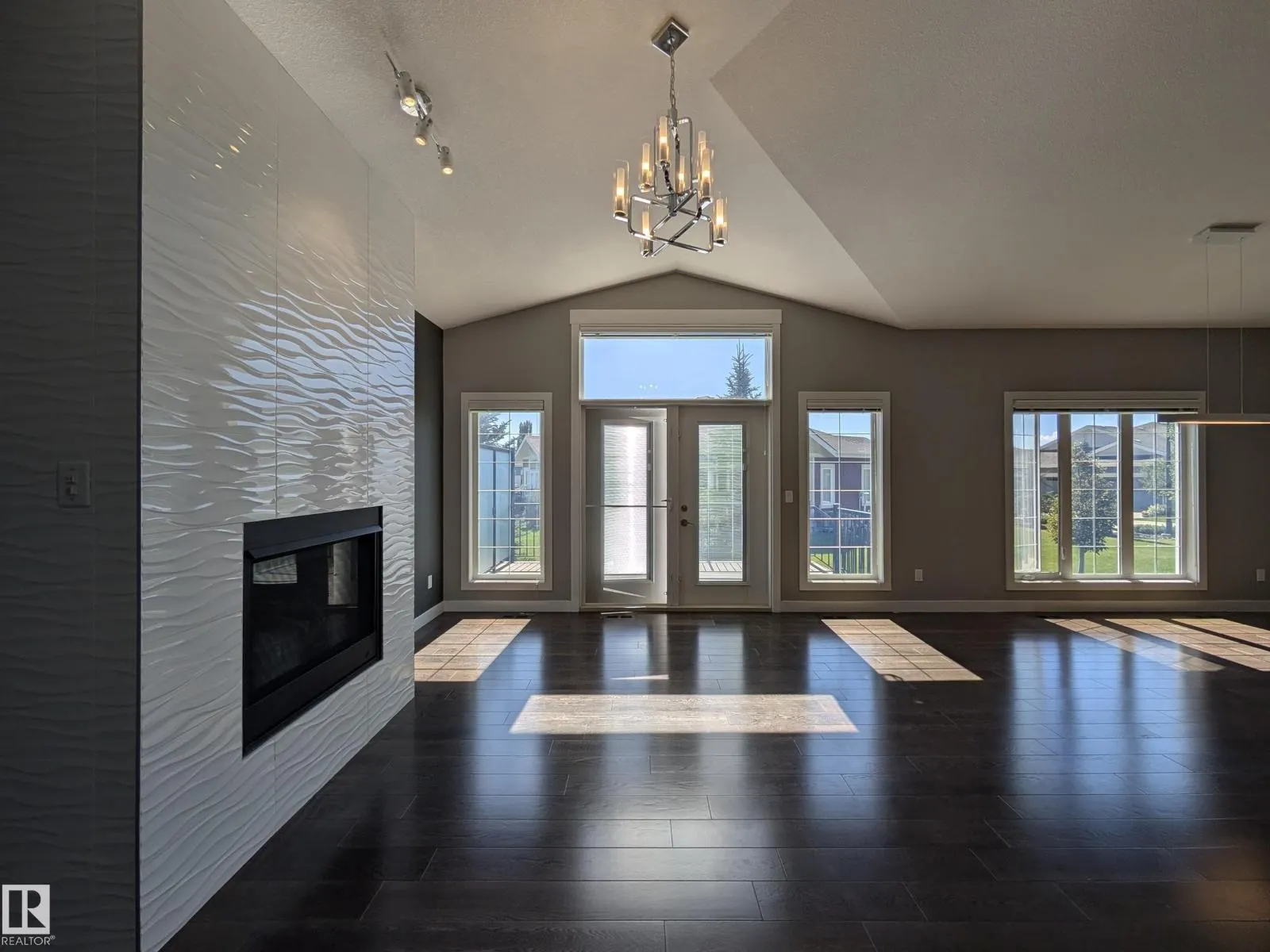 #34 3090 CAMERON HEIGHTS WY NW
