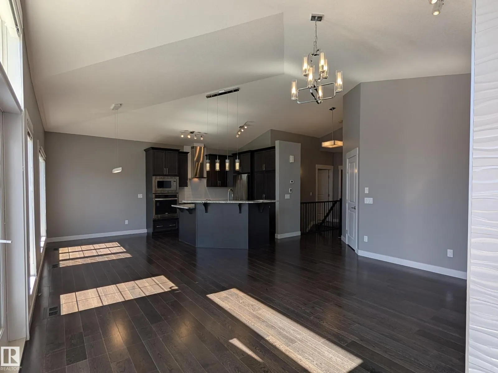 #34 3090 CAMERON HEIGHTS WY NW