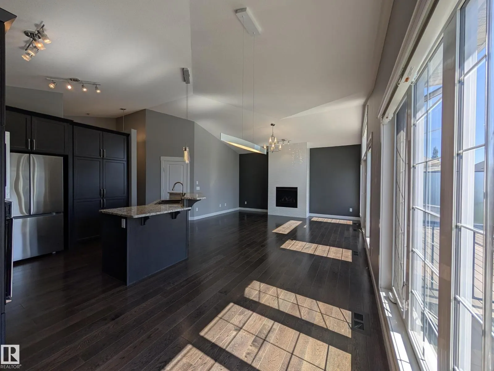 #34 3090 CAMERON HEIGHTS WY NW