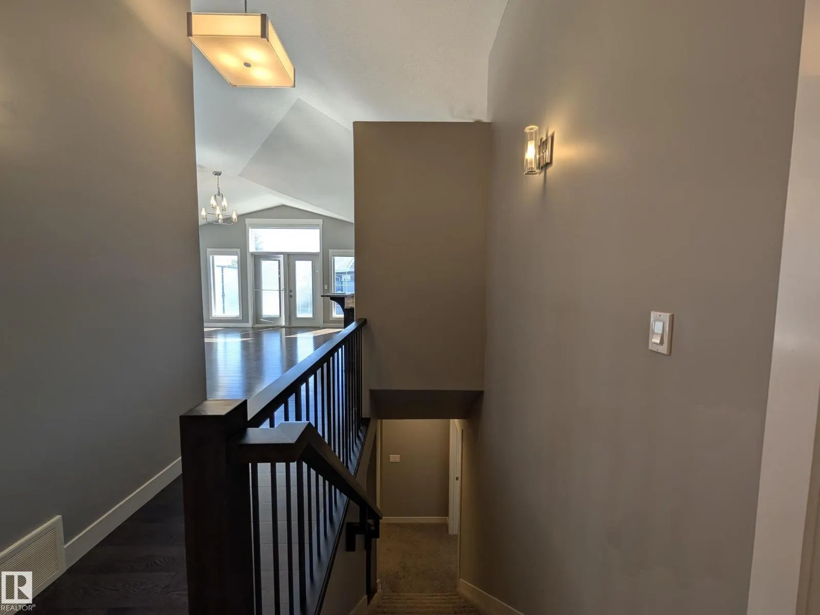 #34 3090 CAMERON HEIGHTS WY NW