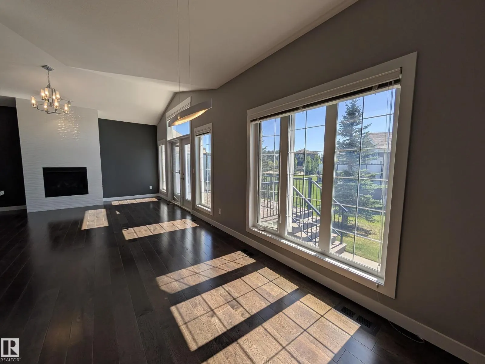 #34 3090 CAMERON HEIGHTS WY NW