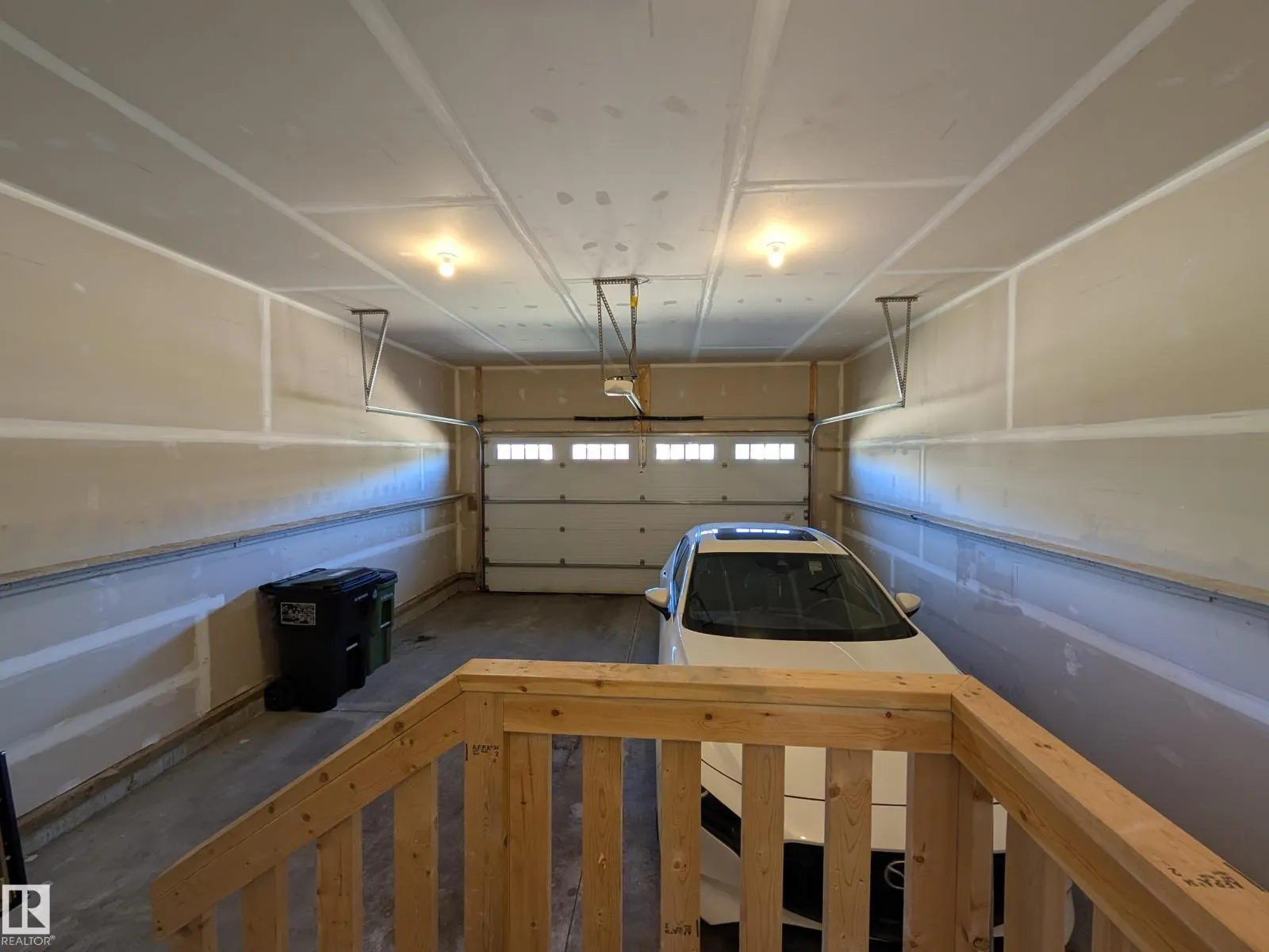 #34 3090 CAMERON HEIGHTS WY NW