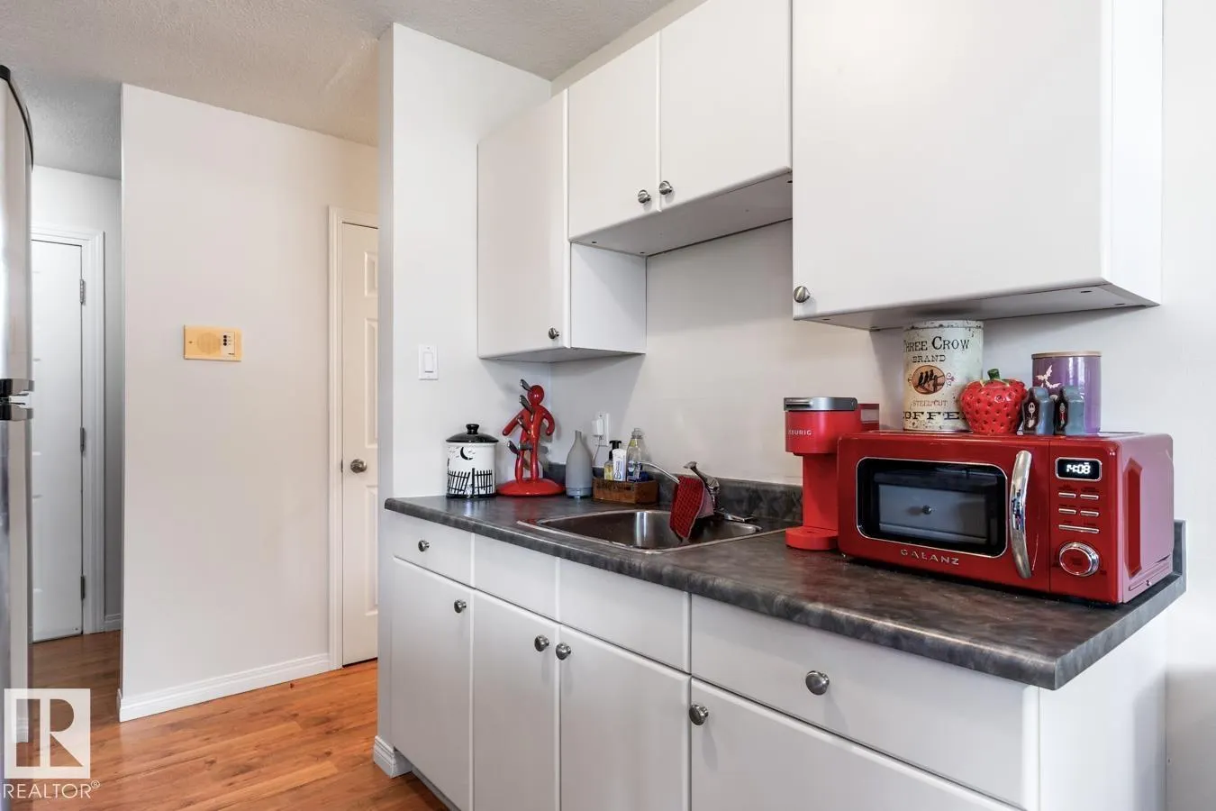 #105 8930 149 ST NW