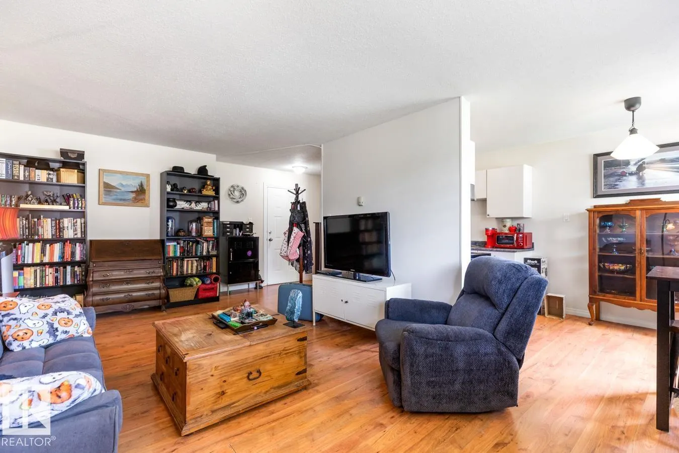 #105 8930 149 ST NW