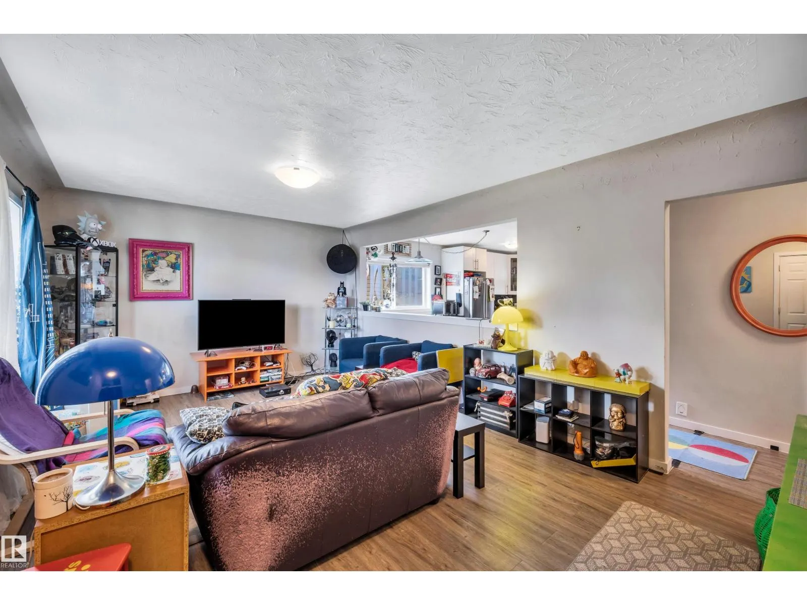 9516 63 AV NW