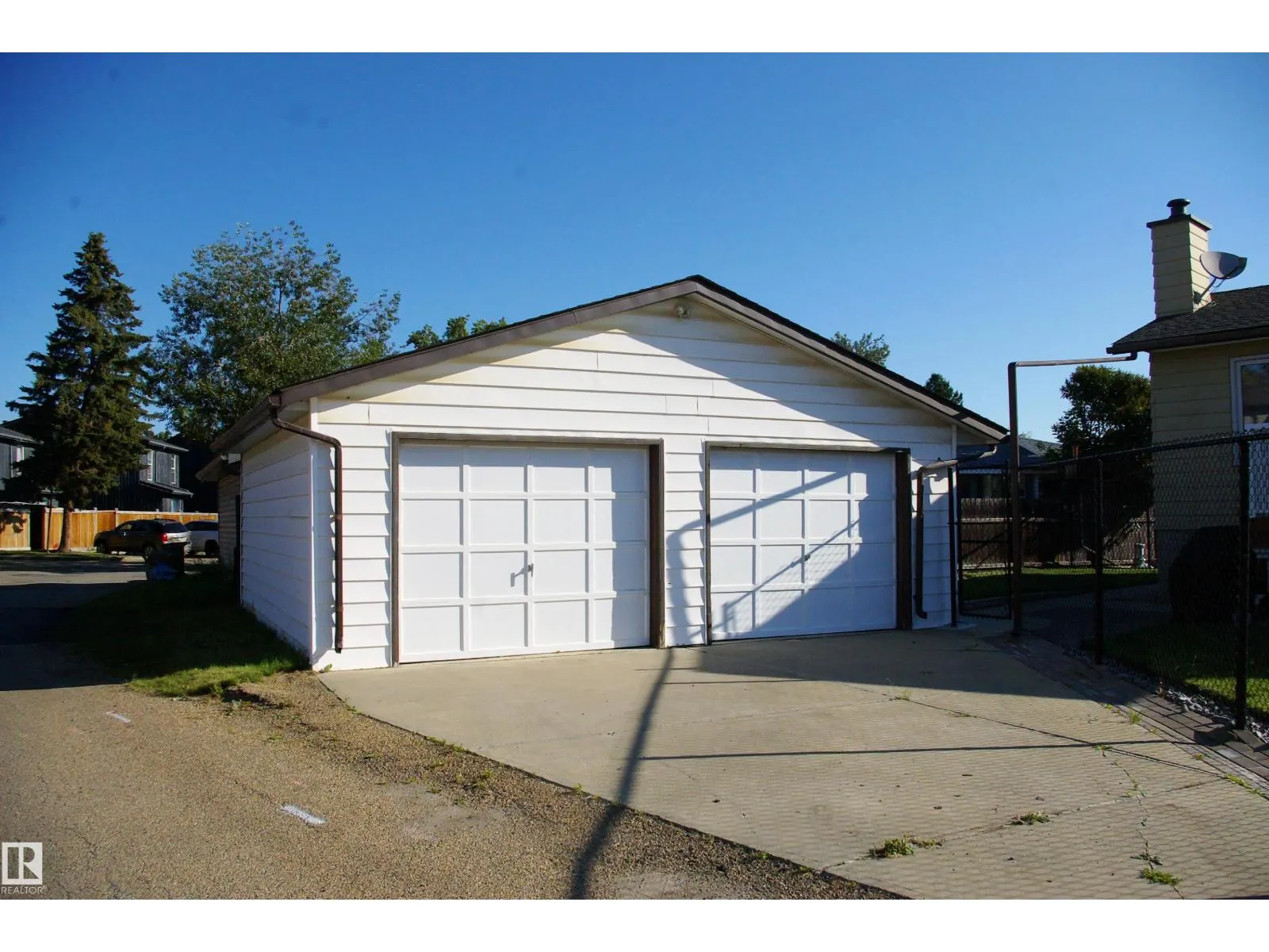 168 WARWICK RD NW