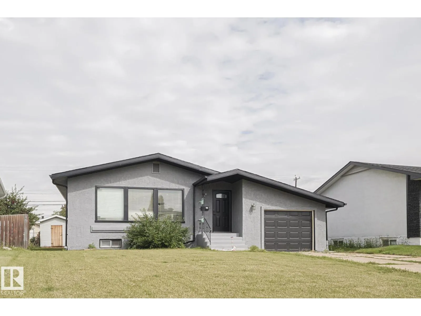 6224 136 AV NW