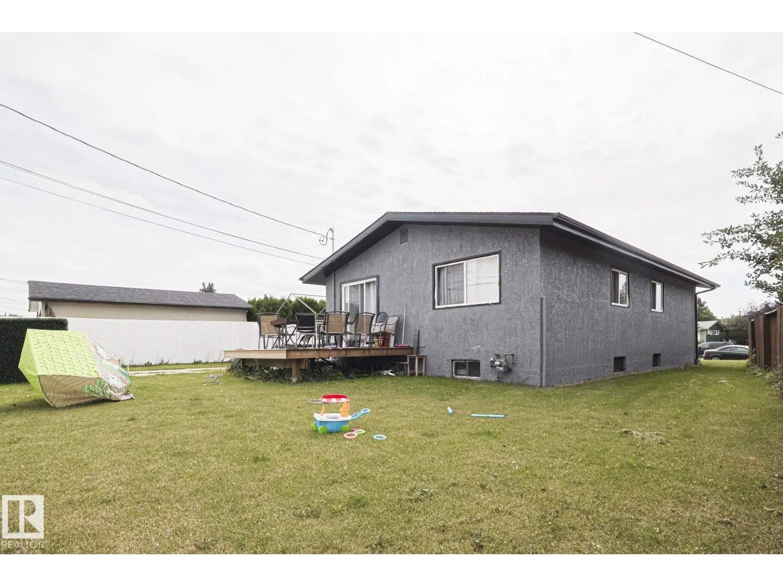 6224 136 AV NW