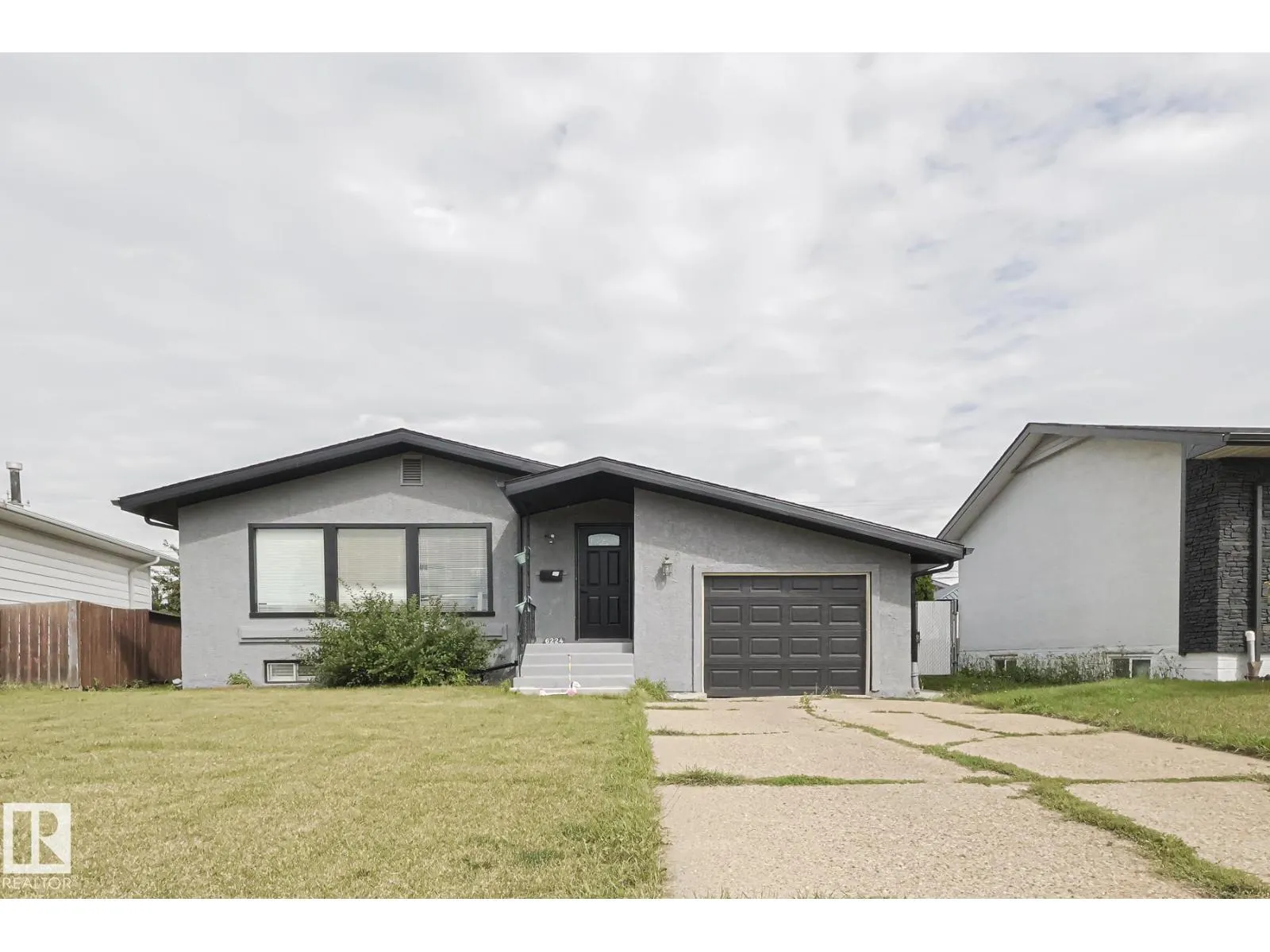6224 136 AV NW