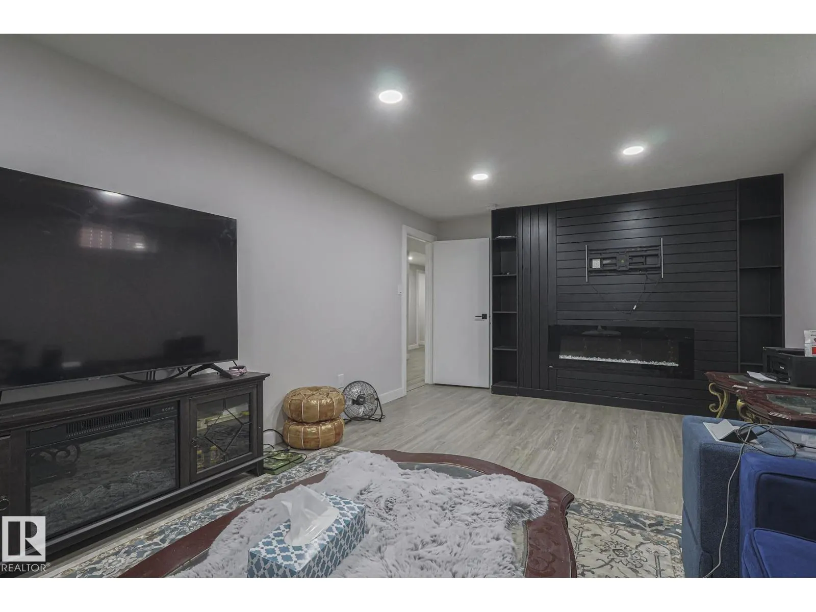 6224 136 AV NW