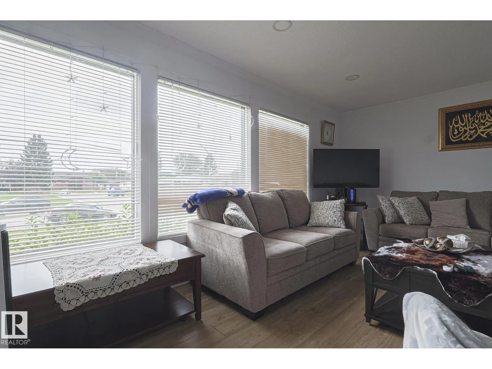 6224 136 AV NW