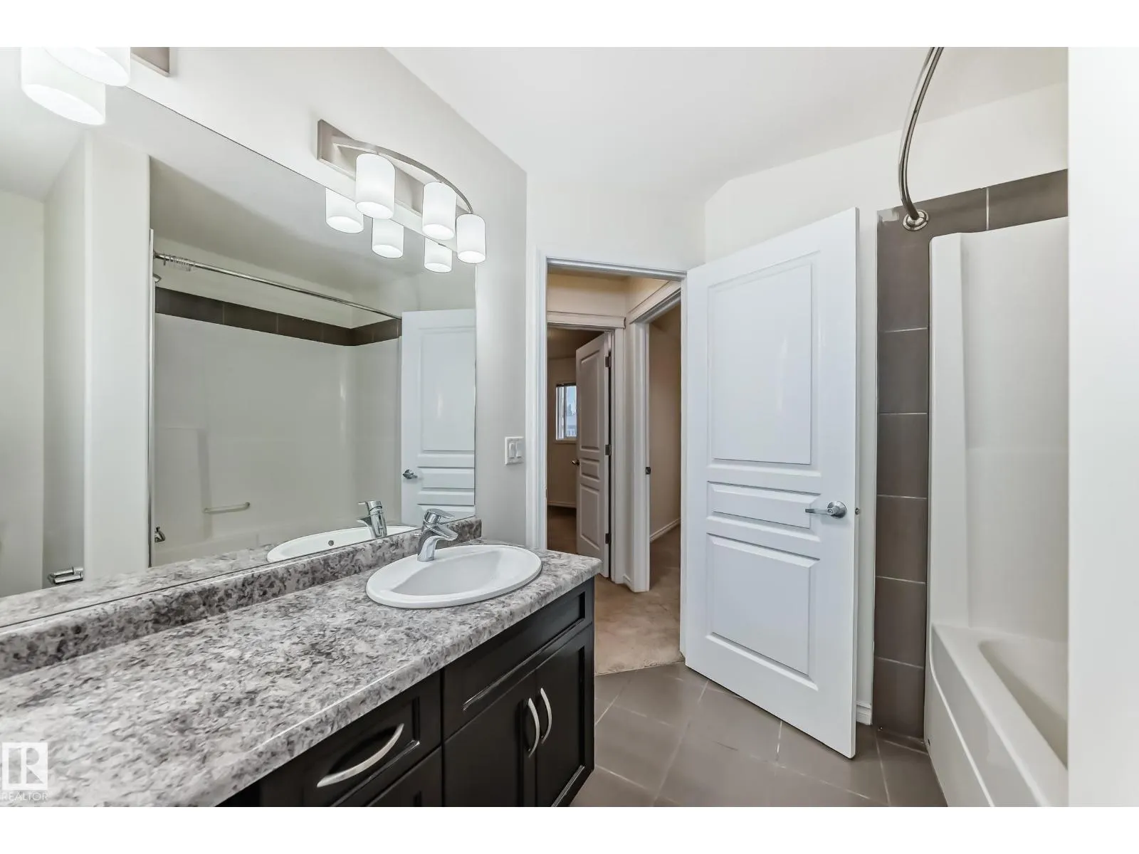 351 SECORD BV NW