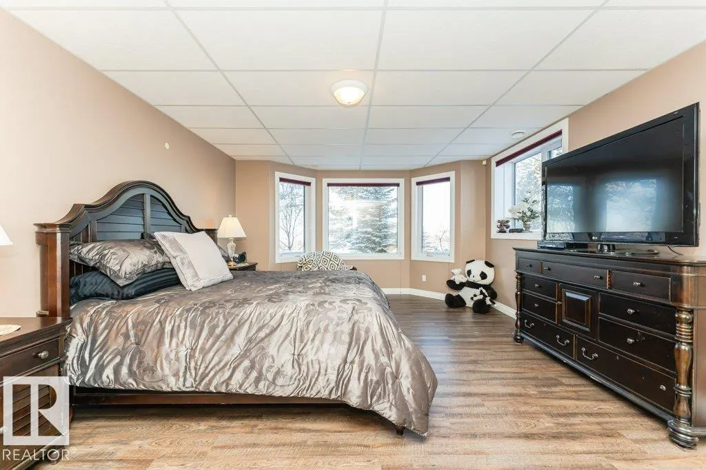 9610 167 ST SW