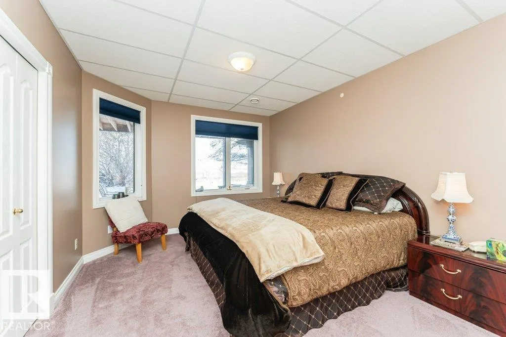 9610 167 ST SW