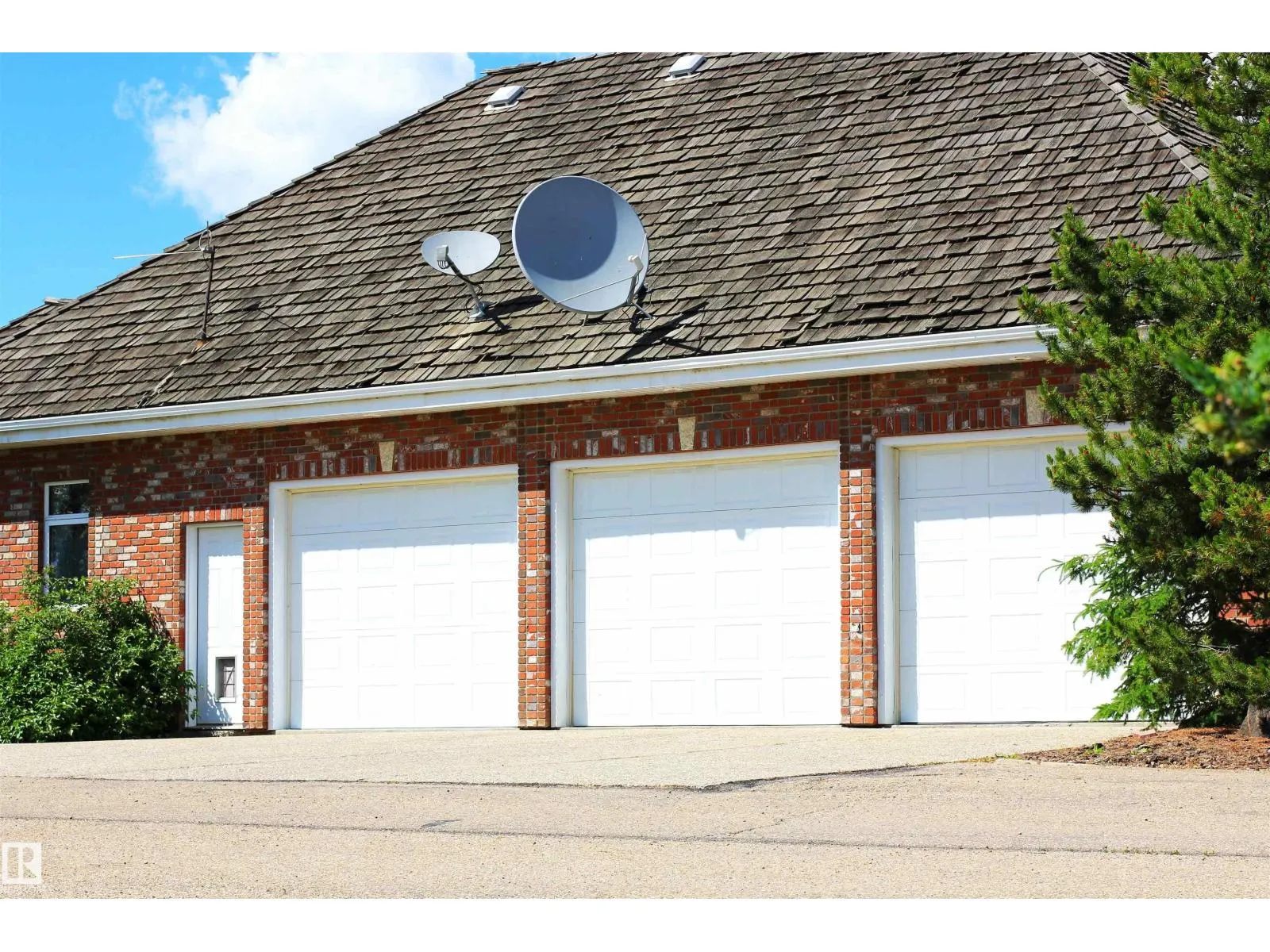 9610 167 ST SW
