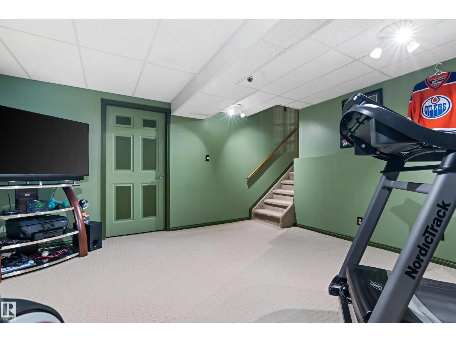 15703 78 ST NW