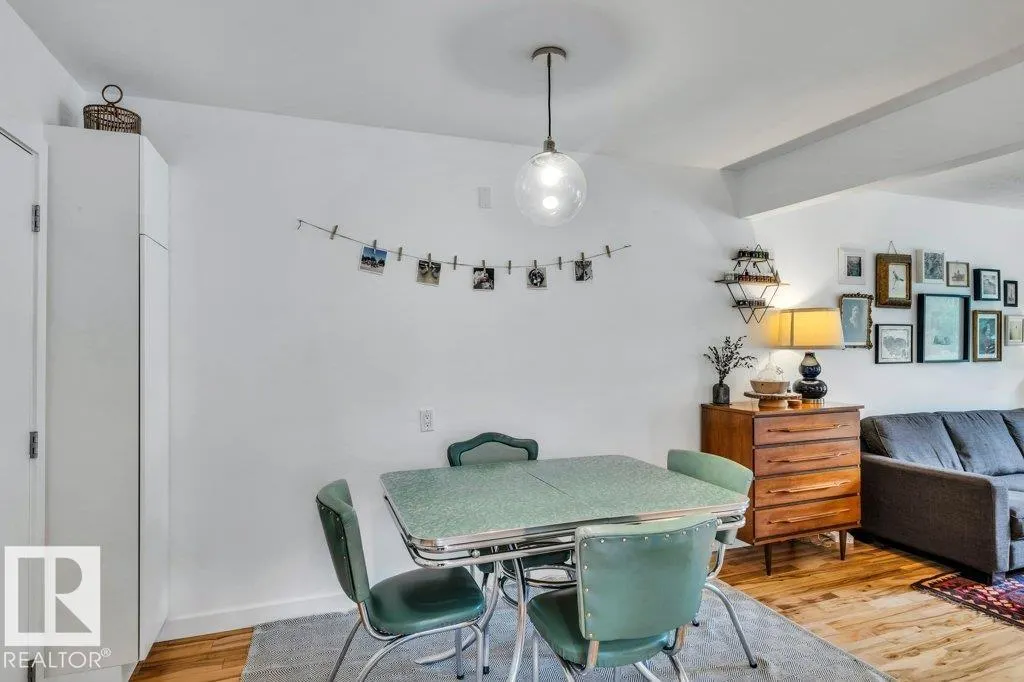 8564 & 8566 88 ST NW