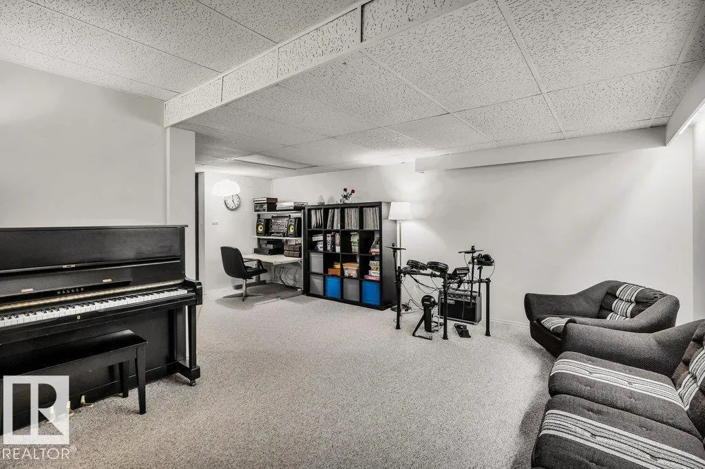 8564 & 8566 88 ST NW