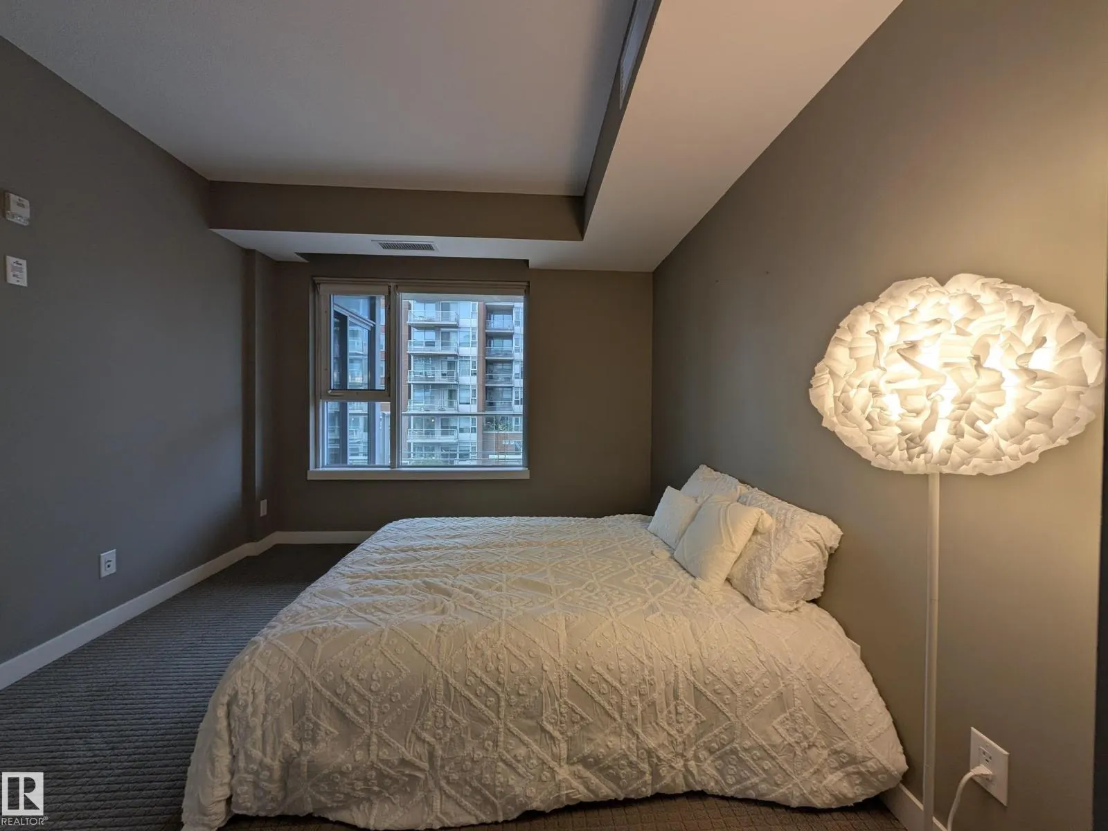 #416 2510 109 ST NW