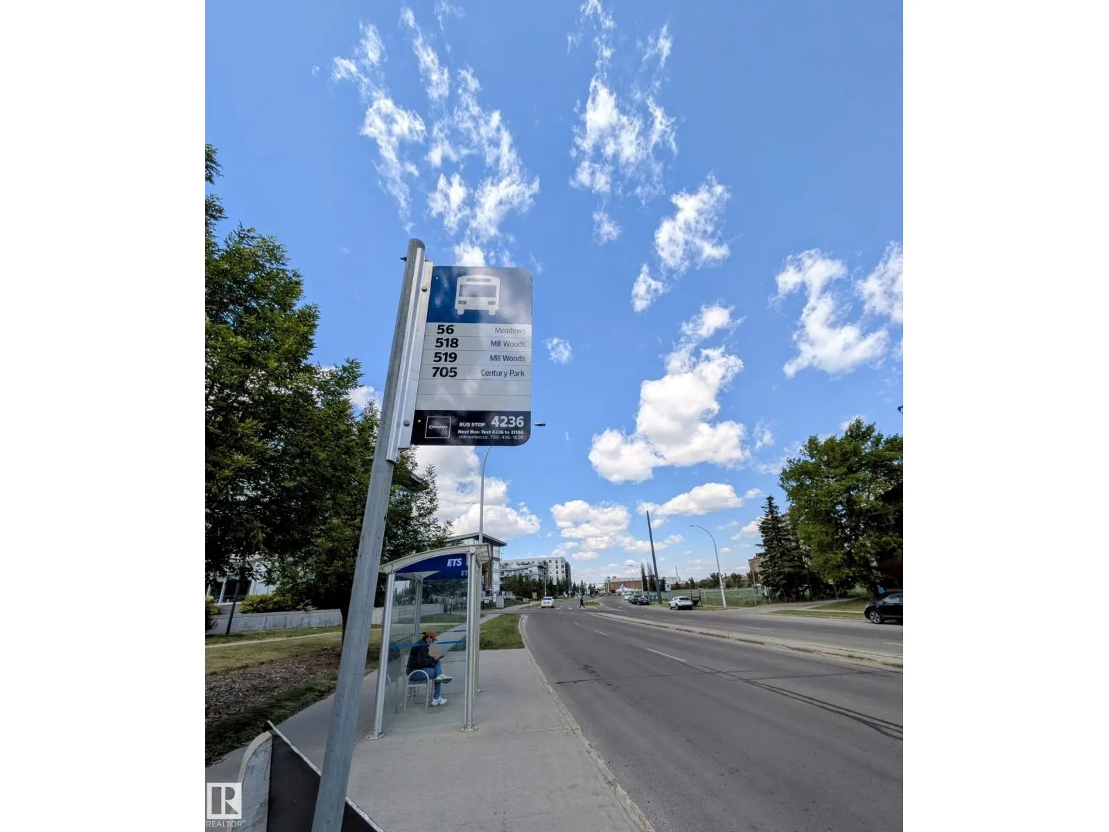 #416 2510 109 ST NW