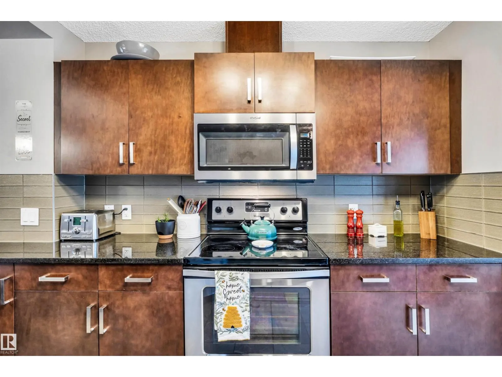 #19 4050 SAVARYN DR SW SW