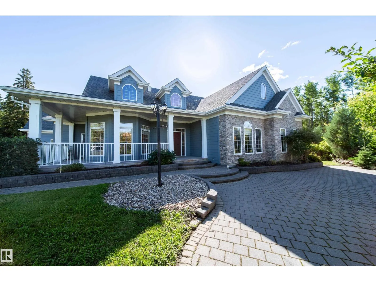 2A Silver Beach RD
