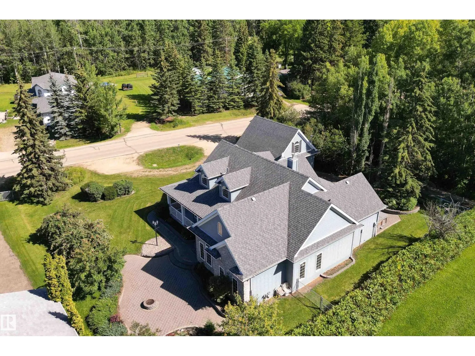 2A Silver Beach RD