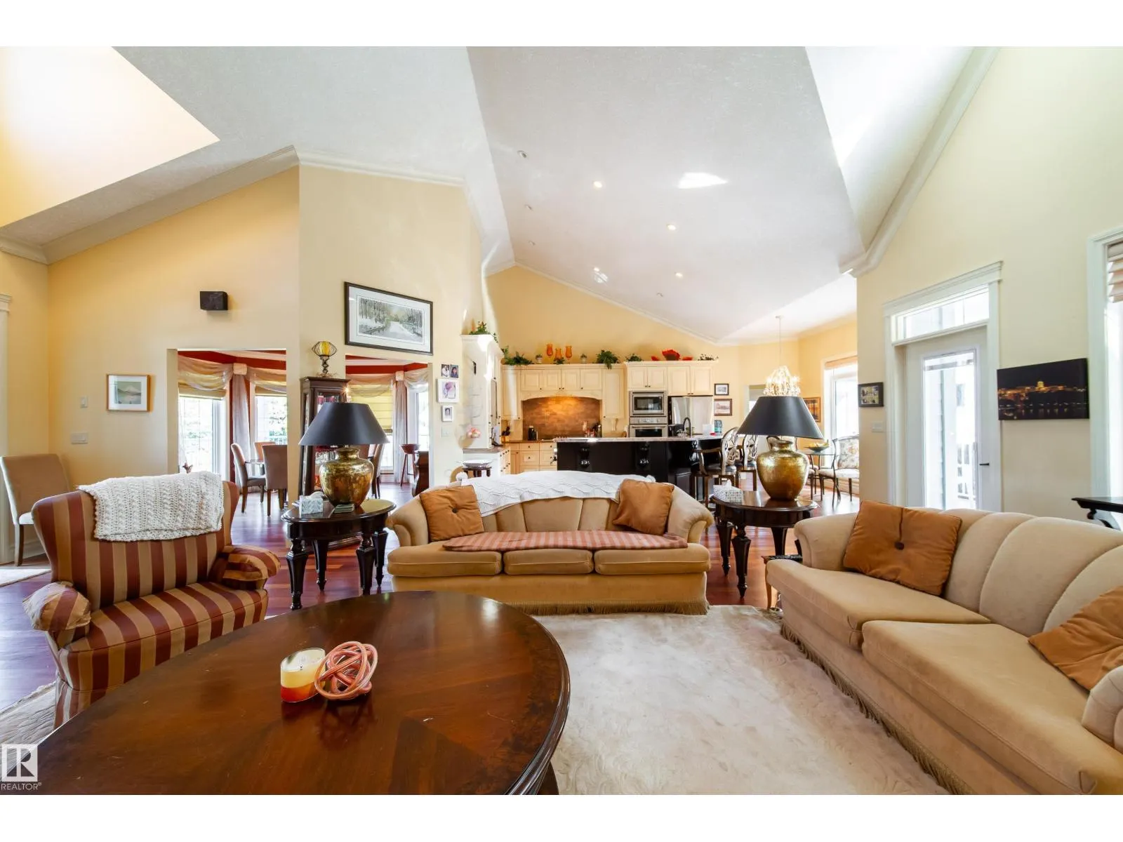 2A Silver Beach RD