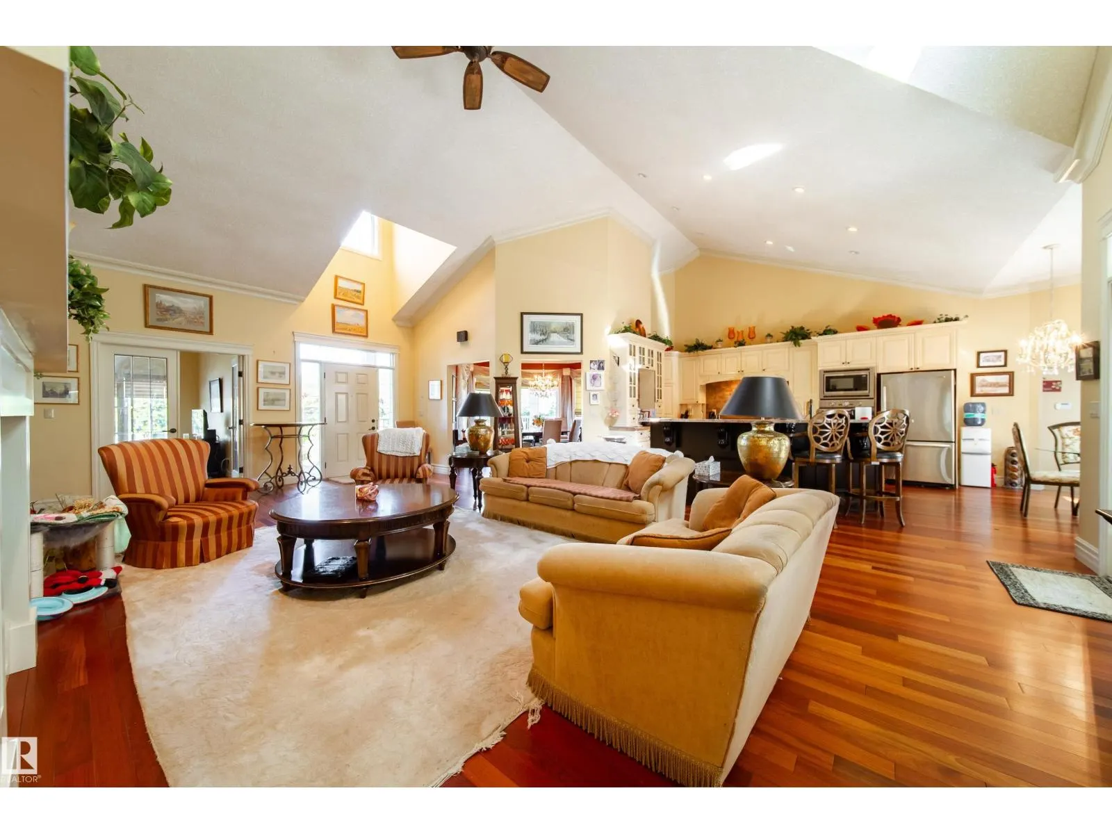 2A Silver Beach RD