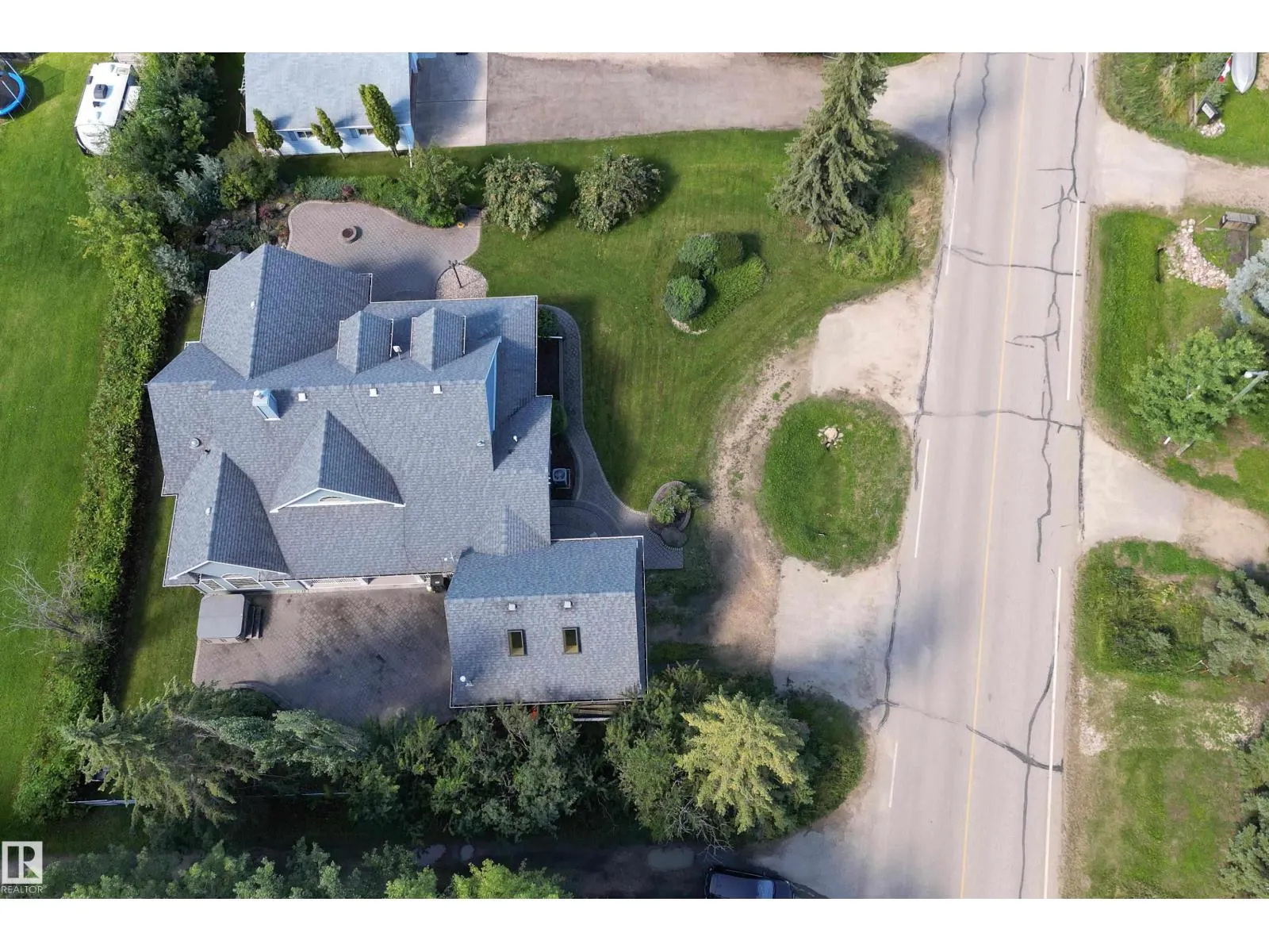 2A Silver Beach RD