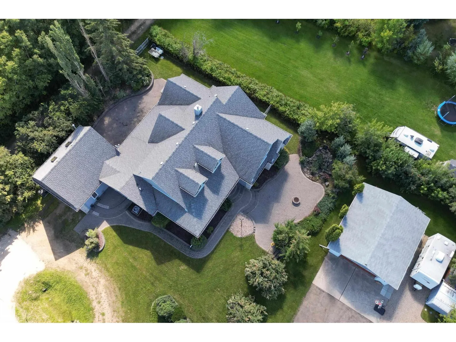 2A Silver Beach RD