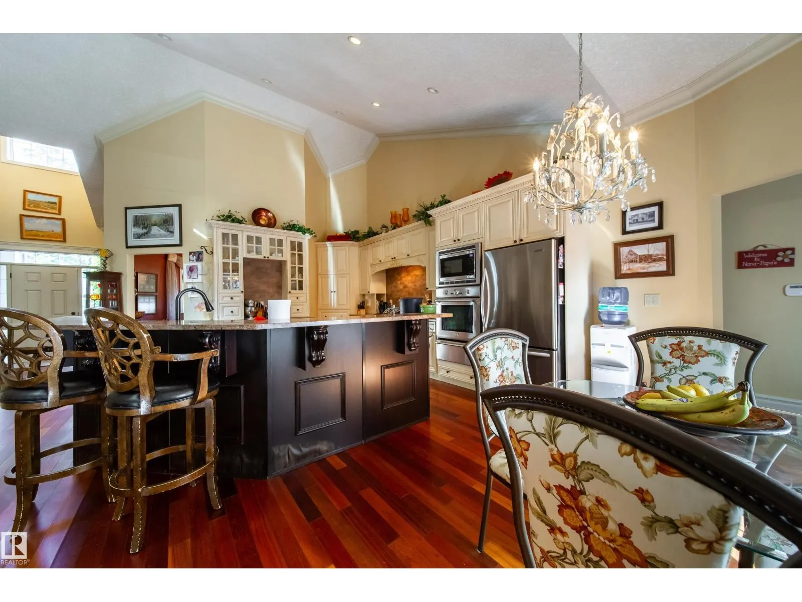 2A Silver Beach RD