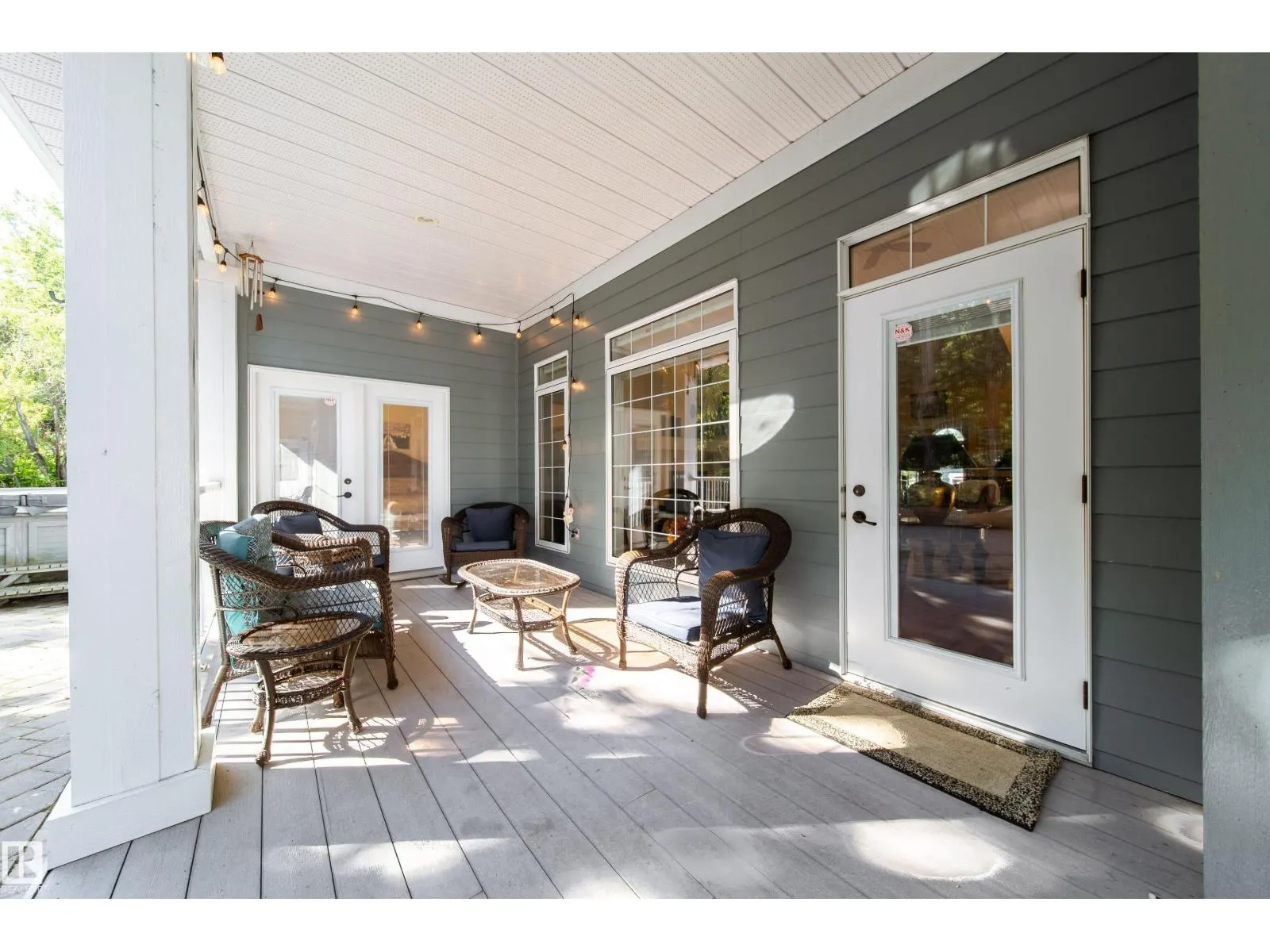 2A Silver Beach RD