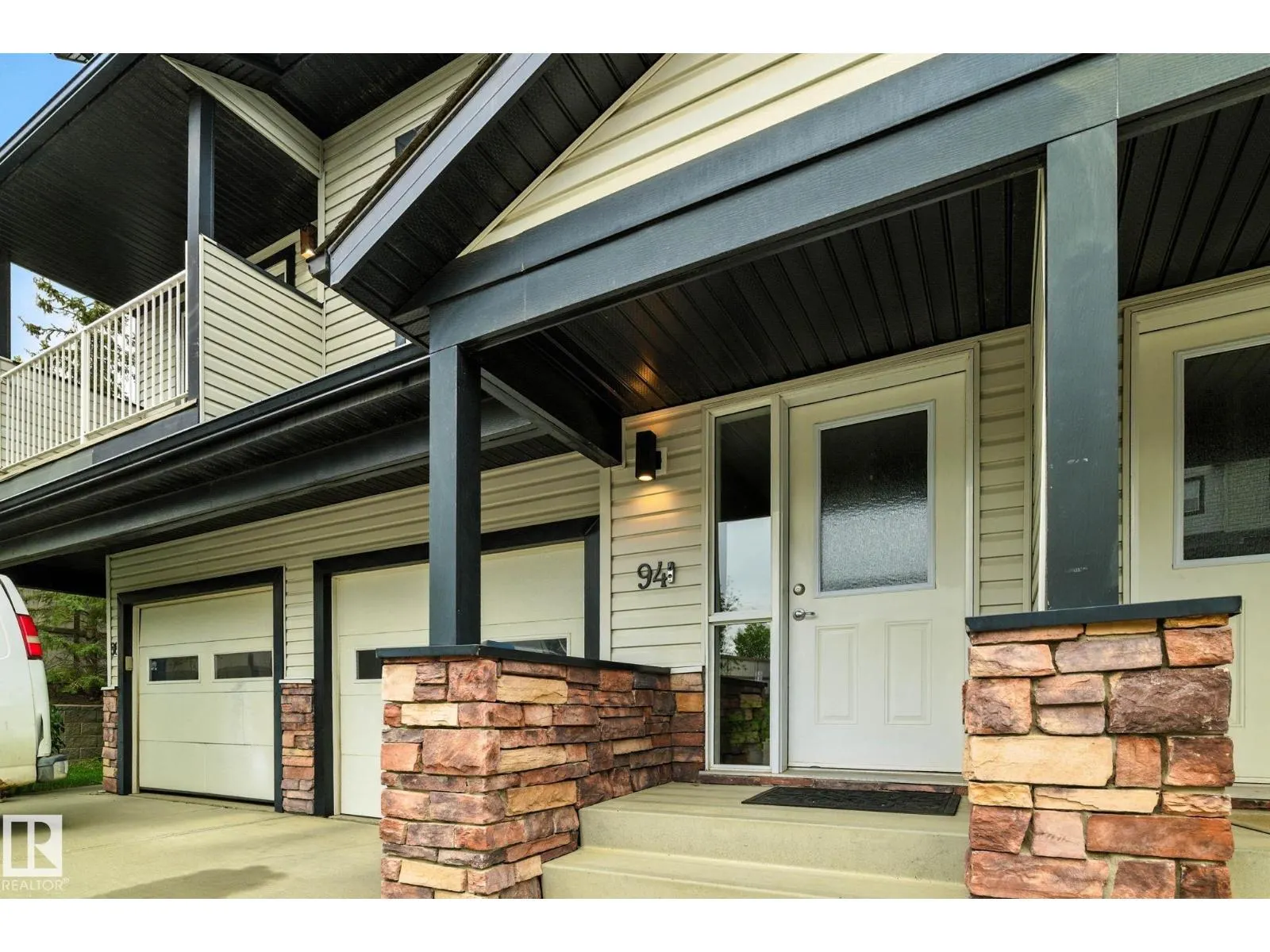 #94 11 CLOVER BAR LN