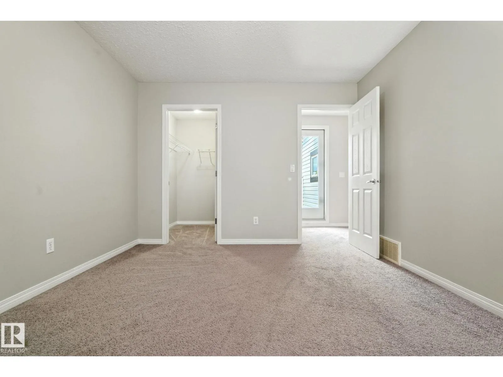 #94 11 CLOVER BAR LN