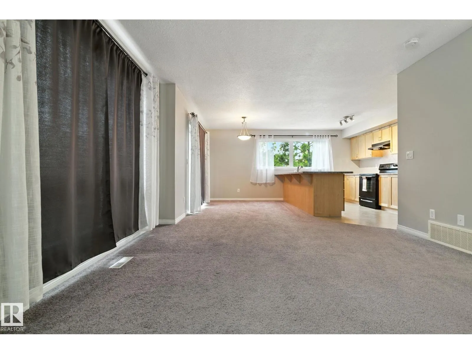 #94 11 CLOVER BAR LN