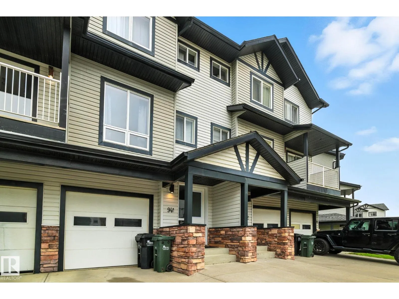 #94 11 CLOVER BAR LN