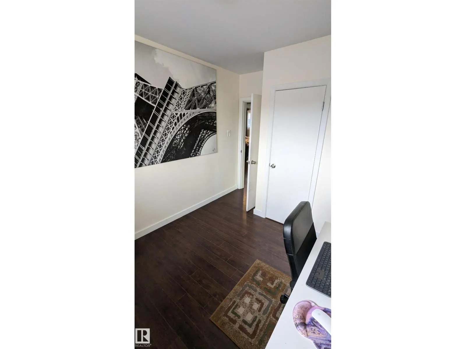 6519 104A ST NW